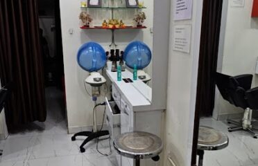 Soni  Hair  And Beauty Studio A C  Ladies Beauty Parlour only