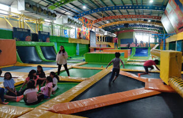 SkyJumper Trampoline Park   Pune  Creaticity Mall