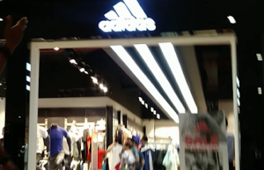 Adidas Store