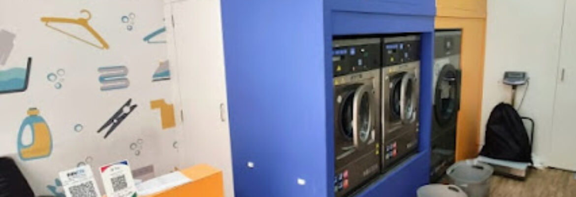 Laundry Place   Laundromat   Professional Dry Cleaning